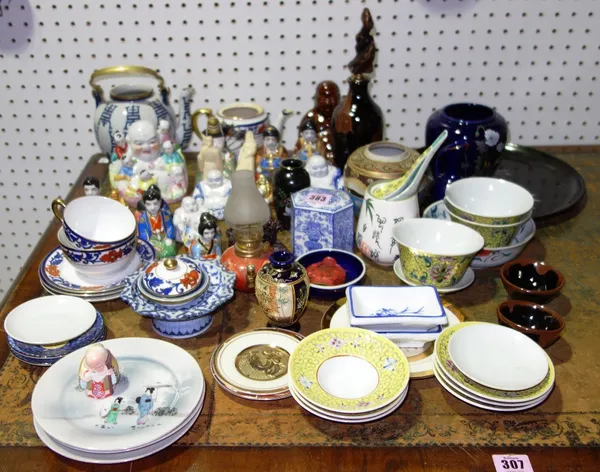 A quantity of 20th century Oriental ceramics and collectables,