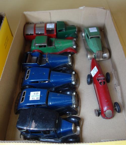 A Triang minic tinplate refuse truck, together with a racing car and six saloon cars (a.f). (8)