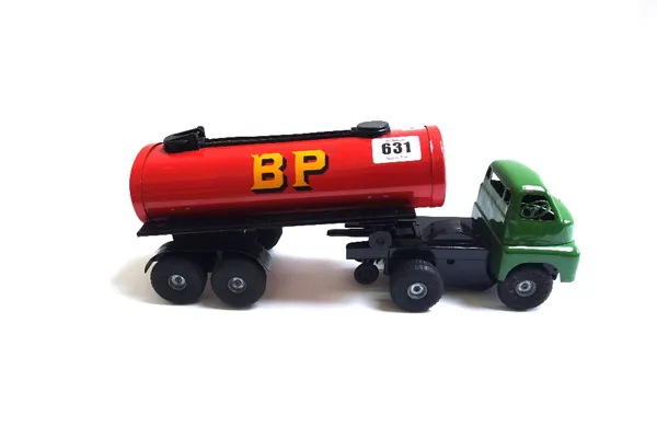 A Triang Minic tin plate oil tanker, clockwork, B.P. SHELL, green and red livery.
