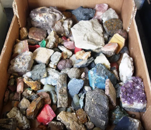 A quantity of hardstone and other geological specimens. (qty)