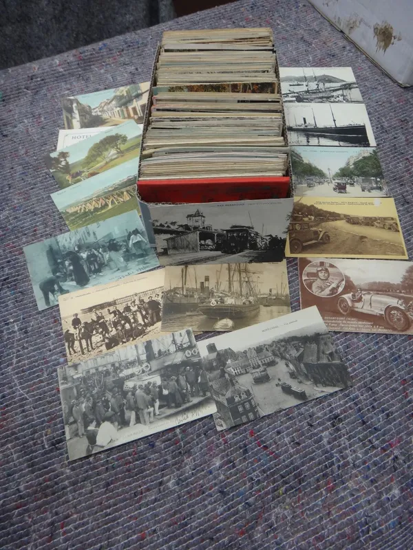 POSTCARDS - Foreign, approx. 550.