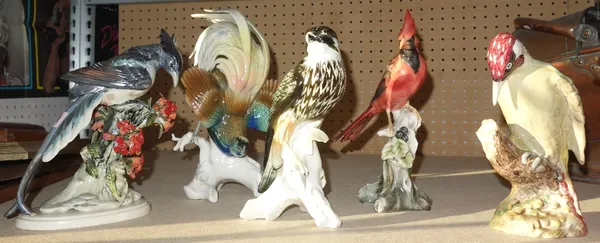 A group of five large ceramic bird models. (5)  S1T