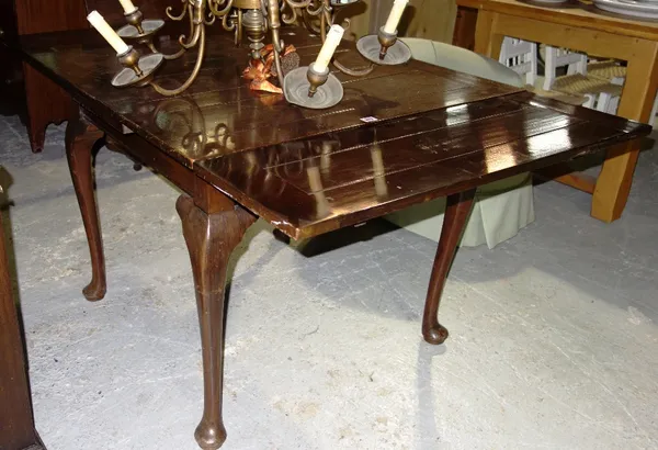 A 20th century mahogany draw leaf dining table, 92cm wide.   H4