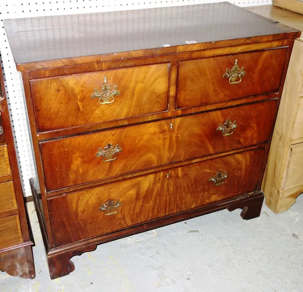 A 19th century mahogany chest of two short and two long drawers, 92cm wide.  K1