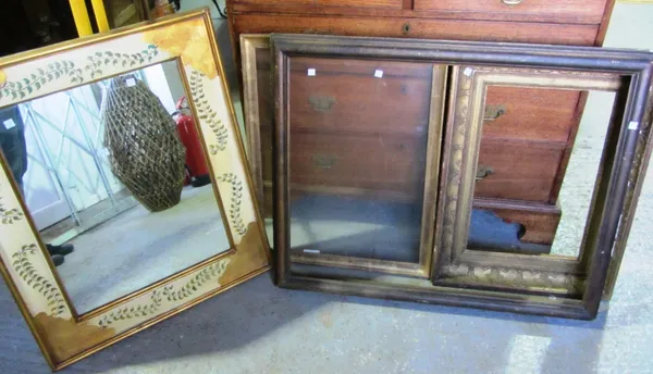 A gilt framed rectangular picture frame, a painted rectangular mirror and two further frames (4).
