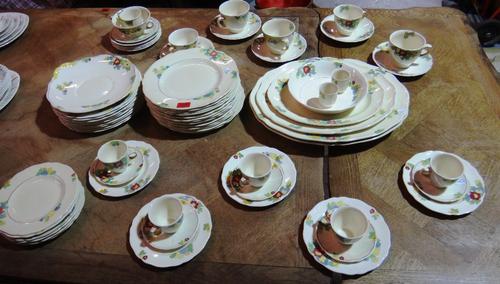 A Royal Doulton 'Minden' pattern part dinner and tea service. (qty)