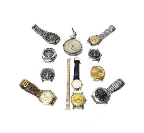 A gentleman's silver cased, key wind openfaced pocket watch, the silvered dial with Roman numerals and with subsidiary seconds, Chester 1890, with a k