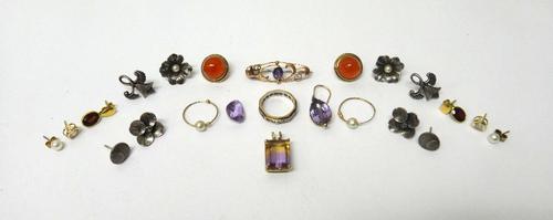 A pair of Georg Jensen silver earstuds, each of scallop shell form, detailed Georg Jensen 925 S 13, eight further pairs of earstuds and earrings, a pa