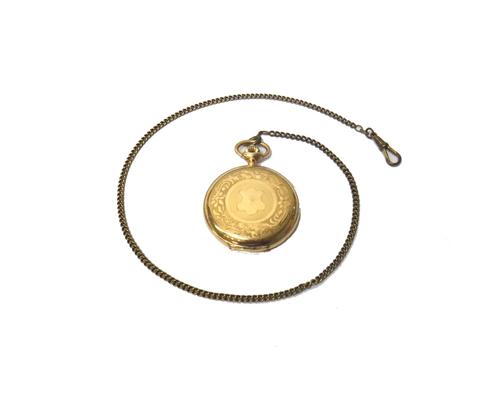 A gentleman's gold cased, keyless wind, hunting cased pocket watch, the enamelled dial with black Roman numerals, subsidiary seconds and with pierced