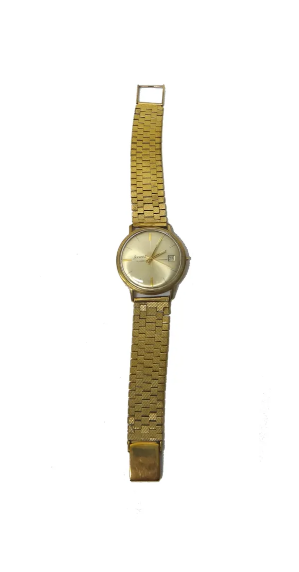 A gentleman's 9ct gold, circular cased Accurist wristwatch, the signed circular silvered dial with baton shaped numerals, centre seconds and with a da