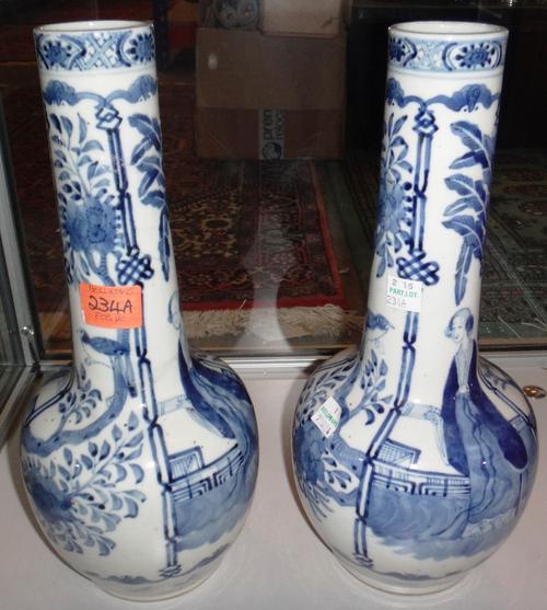 A pair of Chinese blue and white vases.