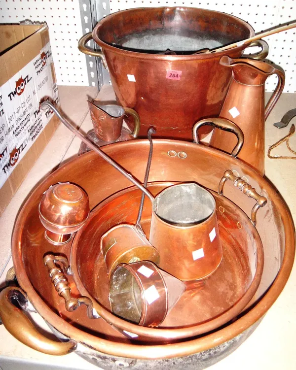 A quantity of copper and brass, including a warming pan, a jam pan, cider measures and sundry and a small bag.
