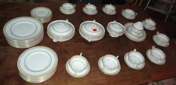 A Royal Doulton ten piece dinner service decorated in the 'Repton' pattern.