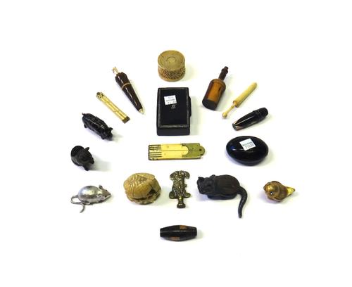 A quantity of small collectables, including; a pewter novelty pin cushion modelled as a cat (8cm wide), two Victorian ivory folding rulers, a metal 'p