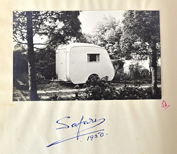 CARAVANNING -  R.G. Dixon. On Safari in England and in Wales  . . .  unpublished typescript on the rectos of approx. 190 leaves, including some 48 mou