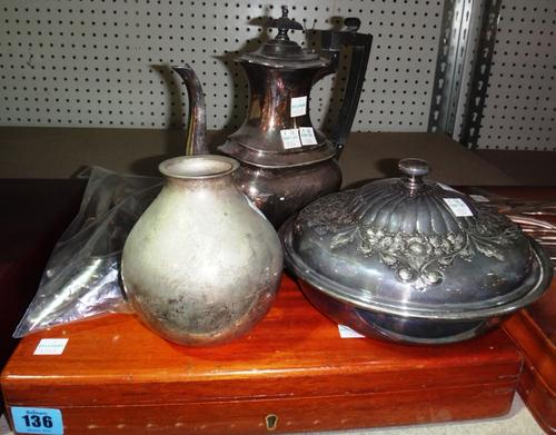 A quantity of E.P.N.S, including fish knives and forks and a box, a dish and cover and sundry.