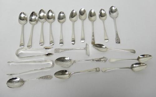 Silver, comprising; four Old English pattern teaspoons, probably London 1818, nine further silver Old English pattern teaspoons, a child's pusher and
