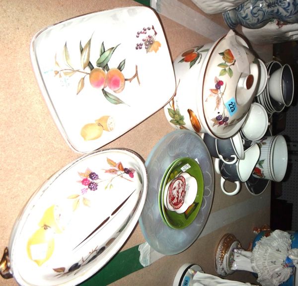 A quantity of ceramics, including Evesham pattern dinner wares, a Susie Cooper tea set, two Poole Pottery dishes and an opaque French glass plate.
