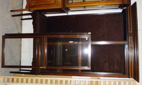 An Edwardian mahogany inlaid display cabinet.