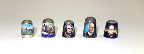 An English silver and enamel thimble by Peter Swingler depicting "Washington Crossing The Delaware 1776", signed with initials, hallmarked for Birming