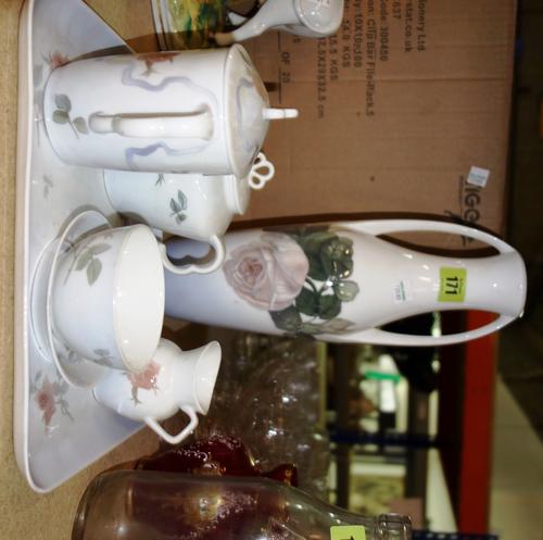 A group of Copenhagen, including a single tea set on tray and a twin handled vase. (7)