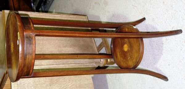 An Edwardian mahogany circular two tier jardinière stand, 35cm wide.
