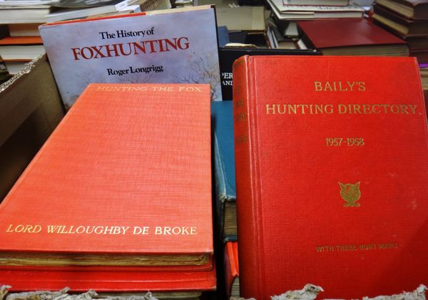 HORSE RACING & HUNTING - a large collection of older & newer books.