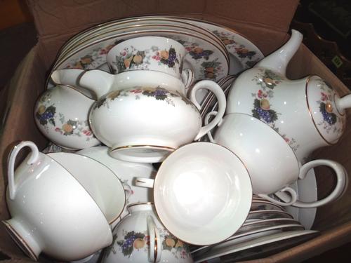 A Royal Doulton Ravenna part tea and dinner service, a hexagonal glass inkwell and a Chinadream ceramic figure.