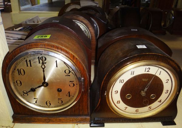 A group of fifteen assorted early 20th century mantel clocks.