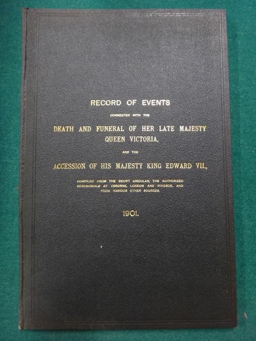 [BIBLE]  The Holy Bible  . . . old leather (distressed), folio. printed by John Baskett  . . .  1738.  *  not subject to return; sold with 4 other boo