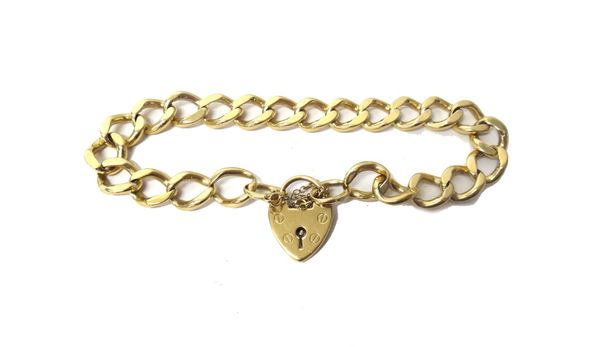 A 9ct gold faceted curb link charm bracelet, with a 9ct gold heart shaped padlock clasp, weight 27.3 gms.