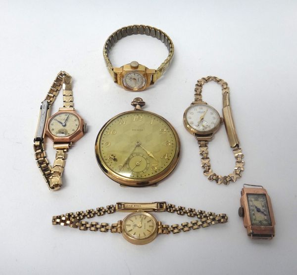 A lady's 9ct gold, oval cased Rotary Quartz bracelet wristwatch, with a foldover clasp, gross weight 11 gms, a lady's 9ct gold circular cased Accurist