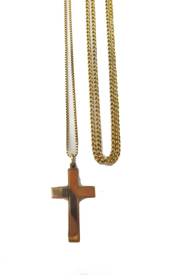 A 9ct gold pendant cross, fitted to gold box link neckchain, on a boltring clasp and a 9ct gold curb link neckchain, on a boltring clasp, combined wei