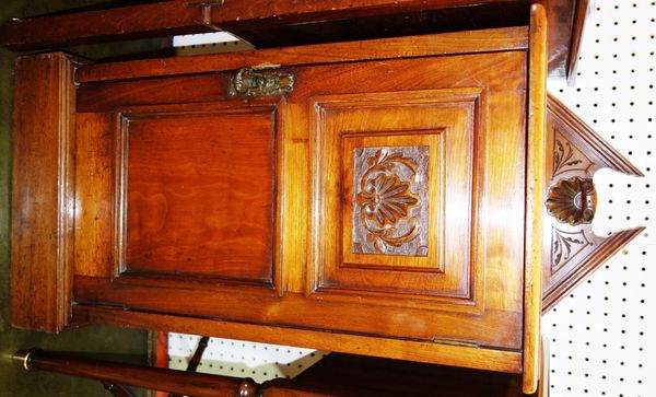 An Edwardian walnut pot cupboard, and a 20th century sofa table (a.f). (2)