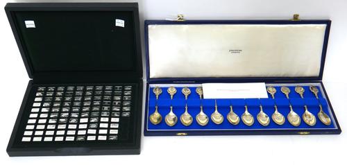 A set of twelve silver teaspoons, the finials decorated with the busts of Roman Deity figures by John Pinches, London 1971, weight 266 gms, with a cas