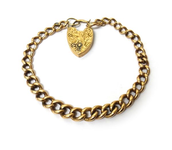 A 9ct gold graduated curb link bracelet, on a 9ct gold heart shaped padlock clasp, with scroll engraved decoration, Birmingham 1905, weight 16.1 gms.