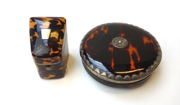 A Victorian tortoiseshell sewing case, the hinged lid opening to reveal a fitted interior, with a silver thimble and various needles, 5cm high, and a