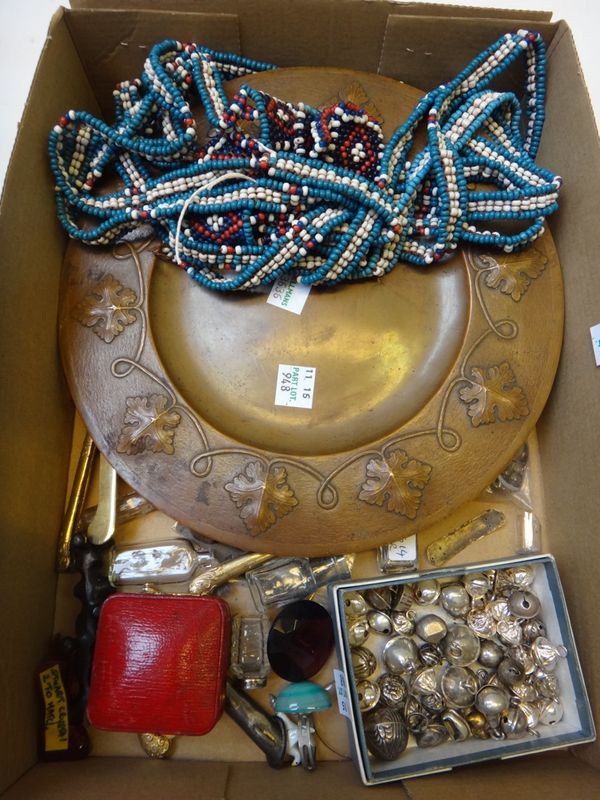 A quantity of small collectables, including; a Newlyn style copper plate with relief cast foliate border (22.5cm dia), African beads, a quantity of wh