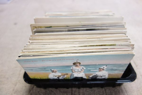 POSTCARDS - Sentimental, Greetings, Humour & Theatrical; approx. 250.