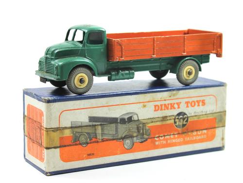 Silver and silver mounted wares, comprising; a pair of rectangular plain oak backed photograph frames, Birmingham 1924, a rectangular trinket box, the