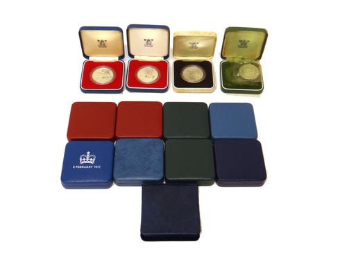 United Kingdom mostly silver proof coinage comprising; six crowns 1972, three 1977, 1980 and 1981, six fifty pence coins, comprising; four 2004, 1993