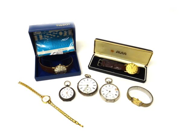 A gentleman's gold circular cased Tissot Seastar Seven wristwatch, with the original case and guarantee, a gentleman's gilt metal fronted Avia wristwa