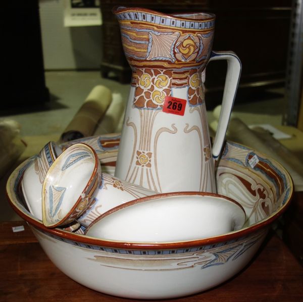 A Royal Doulton five piece ceramic wash set, (5).  B6