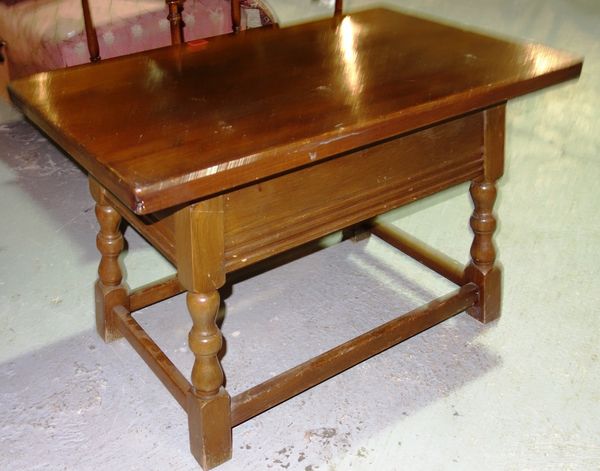 A 20th century rectangular oak coffee table.   J6