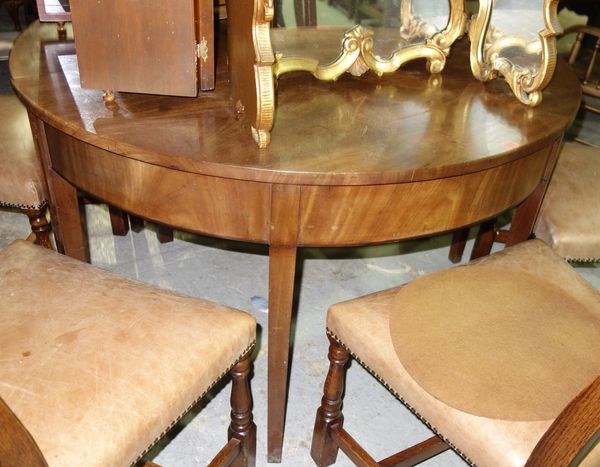 A 19th century mahogany D-end circular dining table, leaves lacking, 122cm wide.    G4