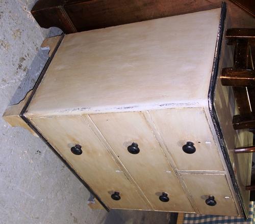 A grey painted pine chest of two short and two long drawers, 91cm wide.  I3