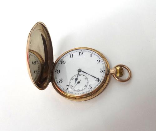 A gentleman's 9ct gold cased, keyless wind, openfaced pocket watch, with an unsigned jewelled movement, 9ct gold inner case, the enamelled dial with b