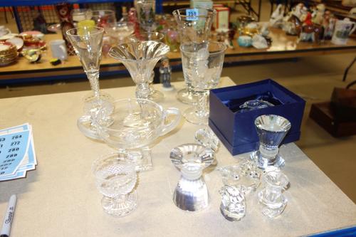 A quantity of 20th century glass including Swarovski models, etched goblets and sundry, (qty).