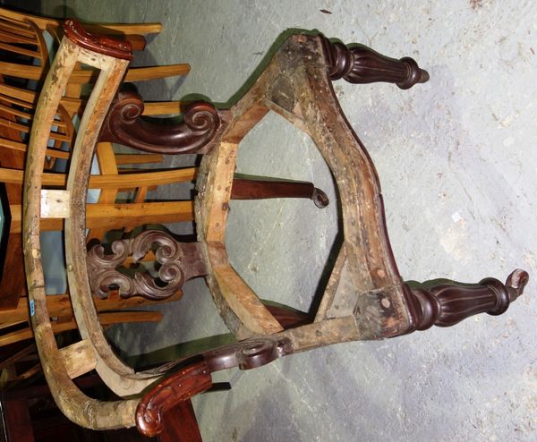 A William IV mahogany desk chair.