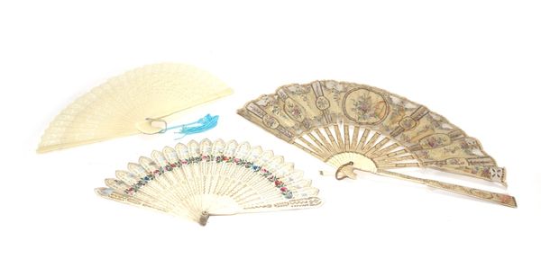 A quantity of fans, mainly 20th century Oriental and European, also including a blonde tortoiseshell vanity case, (a.f), (qty).